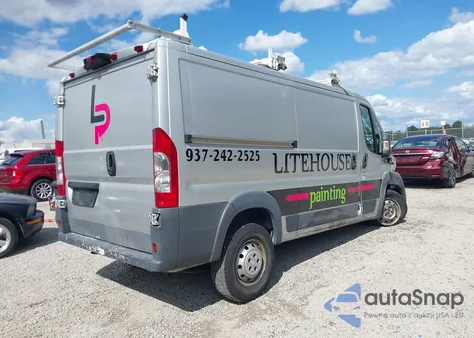 2015 Ram Promaster 1500 Low Roof из США, поврежденный, VIN 3C6TRVAG2FE508411